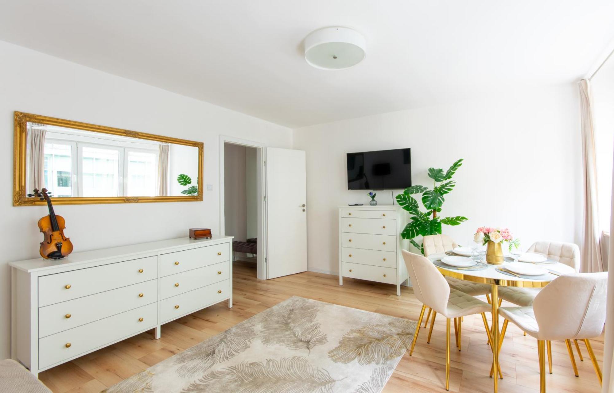 Feelharmony Jasna Apartment - Metro Swietokrzyska ワルシャワ エクステリア 写真
